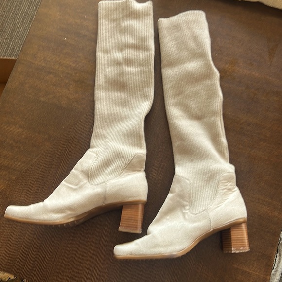 🌴Suede Leather and Sweater fold heel Boots Pull On Heeled Women’s Size 8 1/2 - Picture 3 of 8